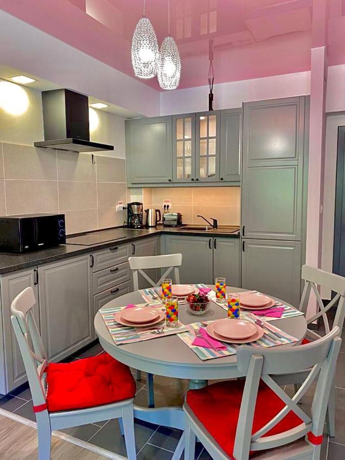 Sweet Pink By Miro Apartment Sinaia Esterno foto
