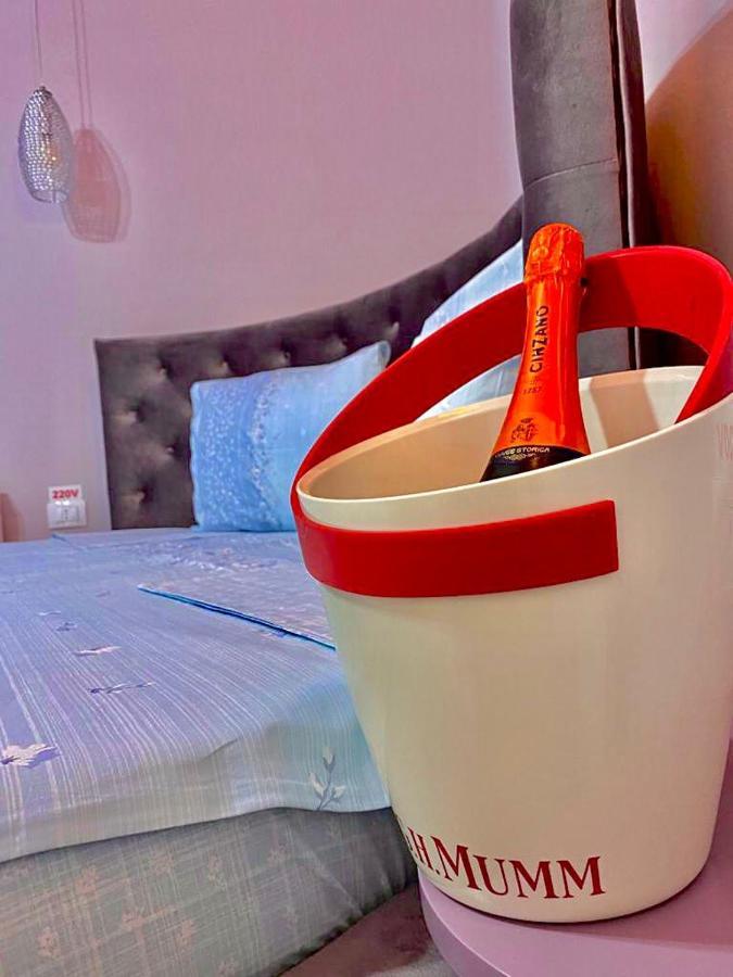 Sweet Pink By Miro Apartment Sinaia Esterno foto